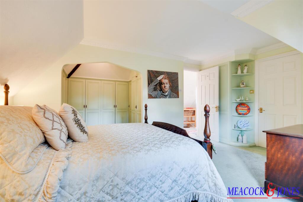 Additional property image - Challacombe Close, Hutton Mount, Brentwood