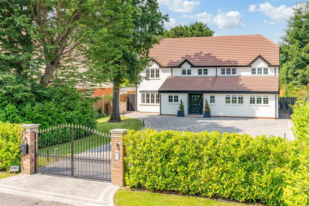 Main image of property: Longaford Way, Hutton Mount, Brentwood