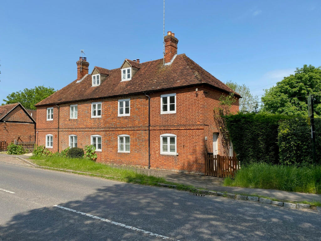 3 bedroom terraced house for sale in Nuneham Courtenay, Oxford, OX44