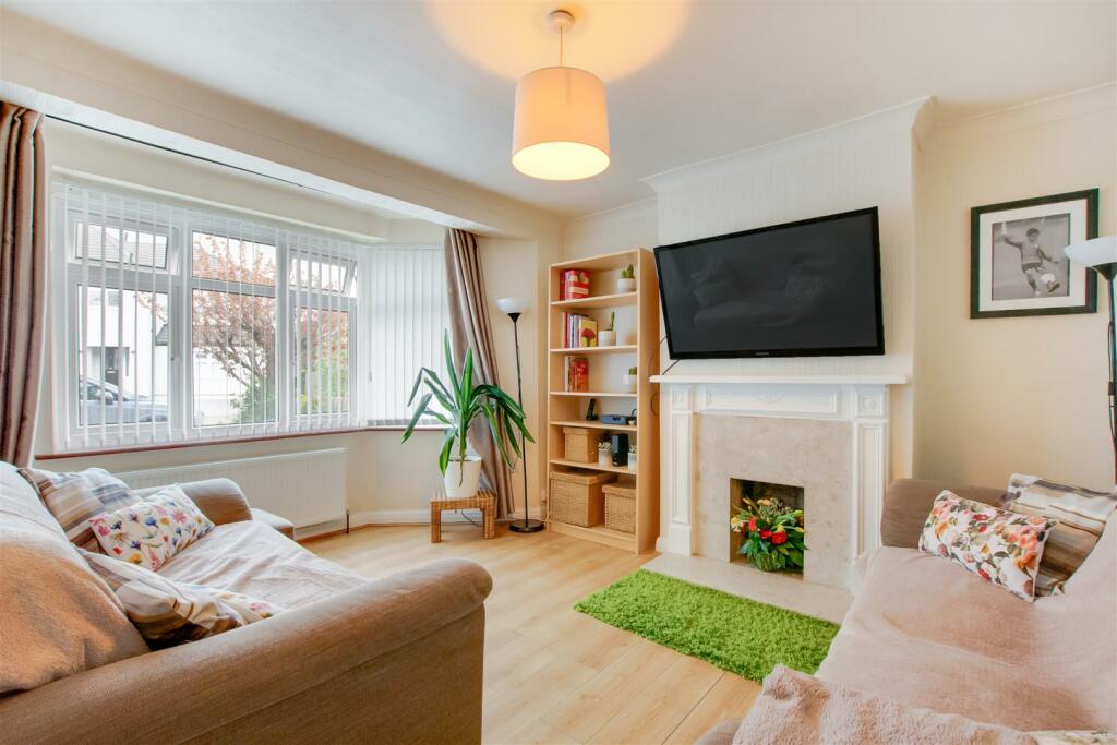 Additional property image - Sunray Avenue, Bromley