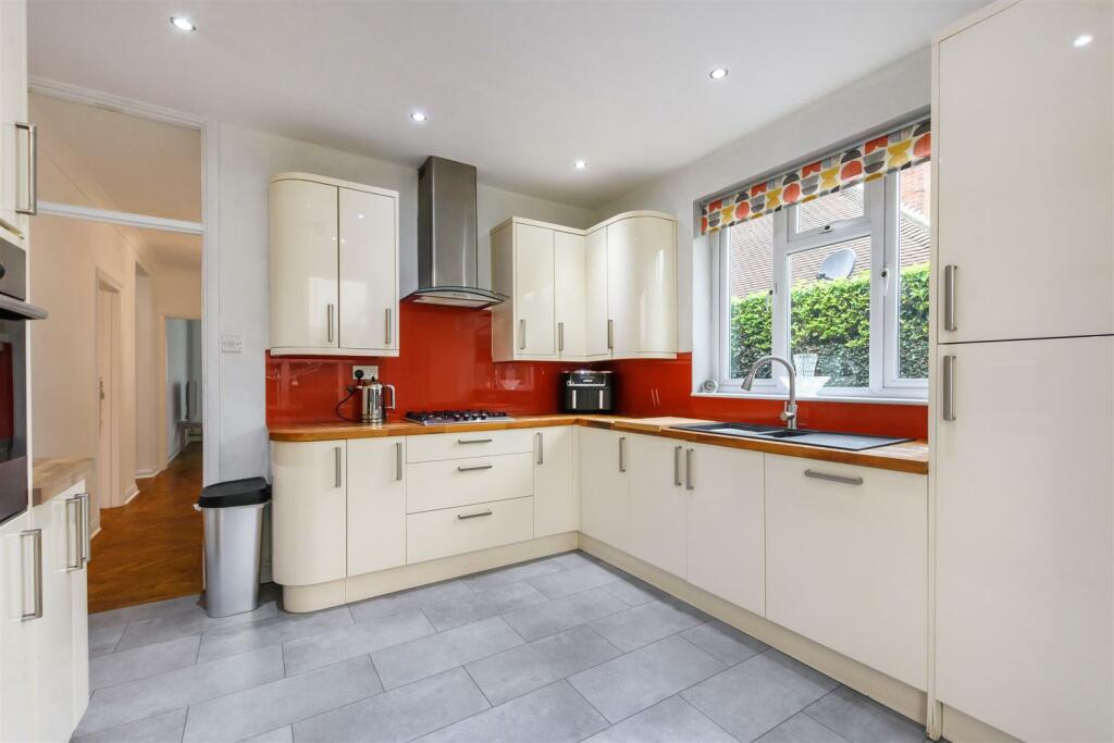 Additional property image - Monks Way, Orpington