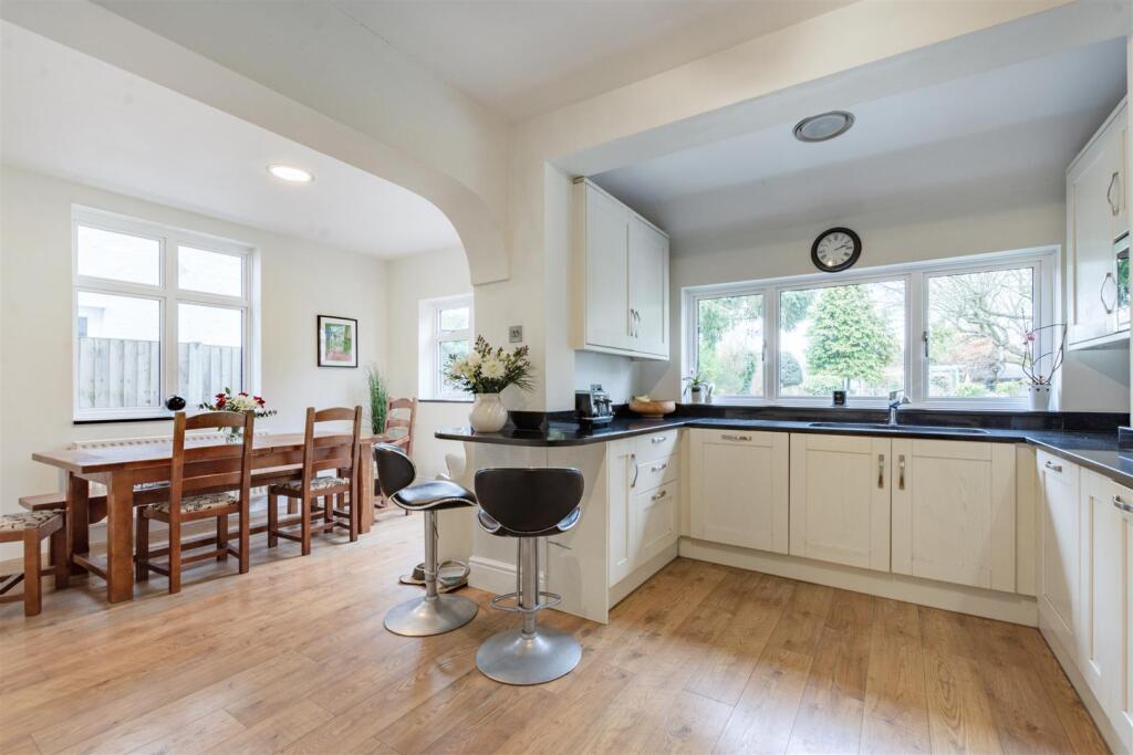 Additional property image - Towncourt Crescent, Petts Wood