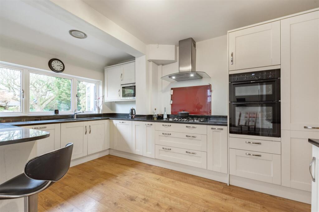 Additional property image - Towncourt Crescent, Petts Wood