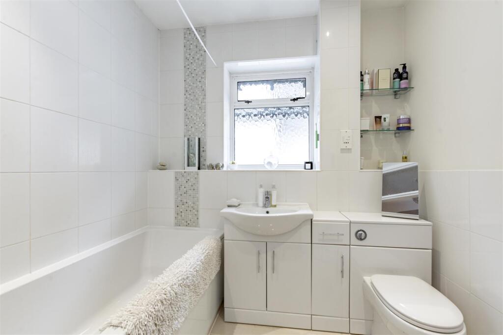Additional property image - Towncourt Crescent, Petts Wood