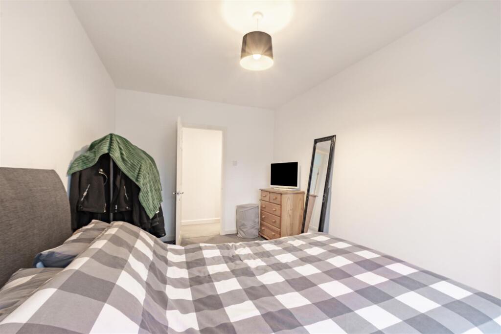 Additional property image - Stanley Way, Orpington