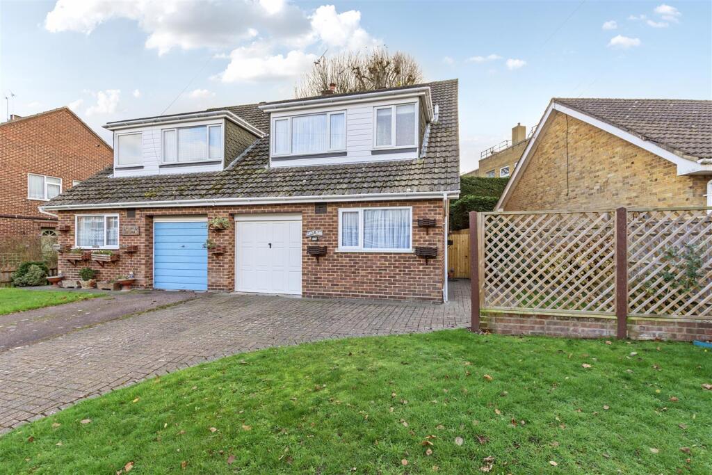 Main image of property: High Street, Farnborough