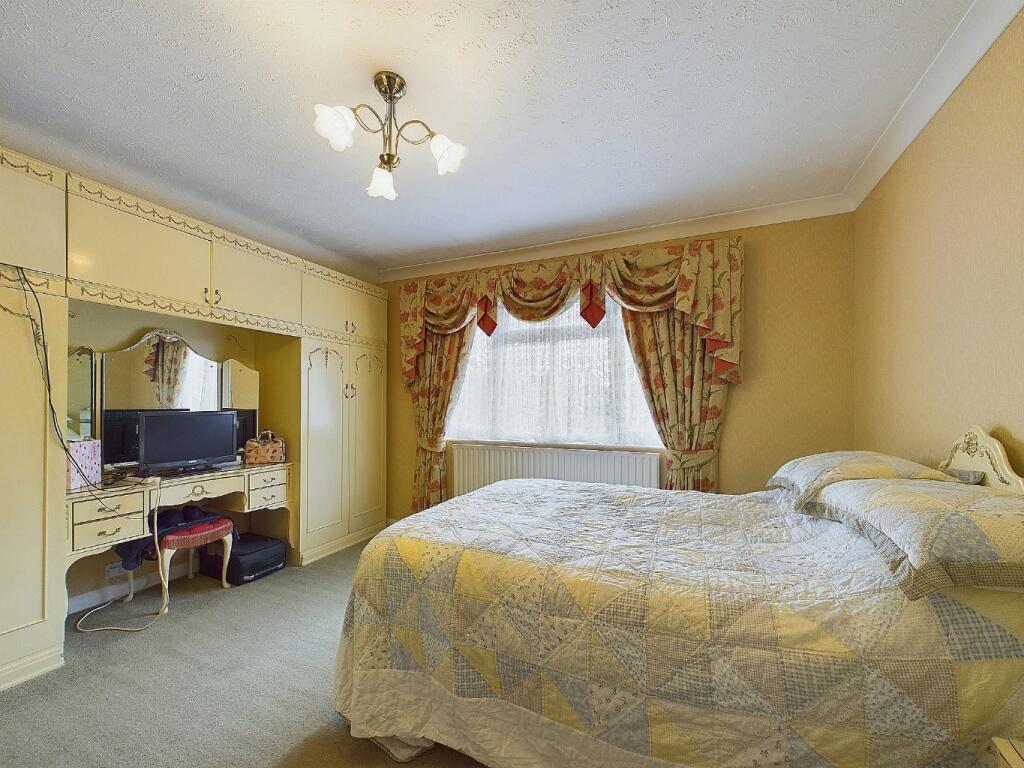 Additional property image - Towncourt Crescent, Petts Wood, Orpington, Kent, BR5