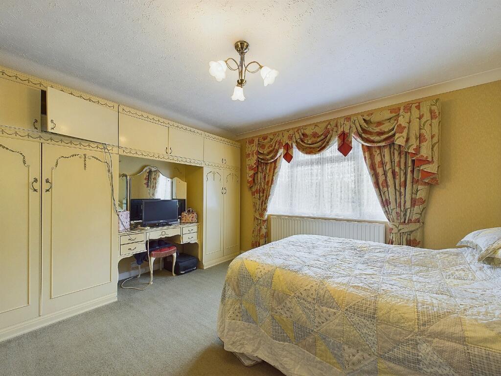Additional property image - Towncourt Crescent, Petts Wood, Orpington, Kent, BR5