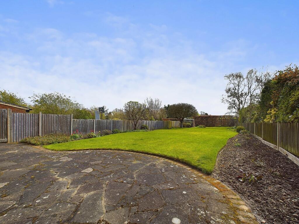 Additional property image - Towncourt Crescent, Petts Wood, Orpington, Kent, BR5