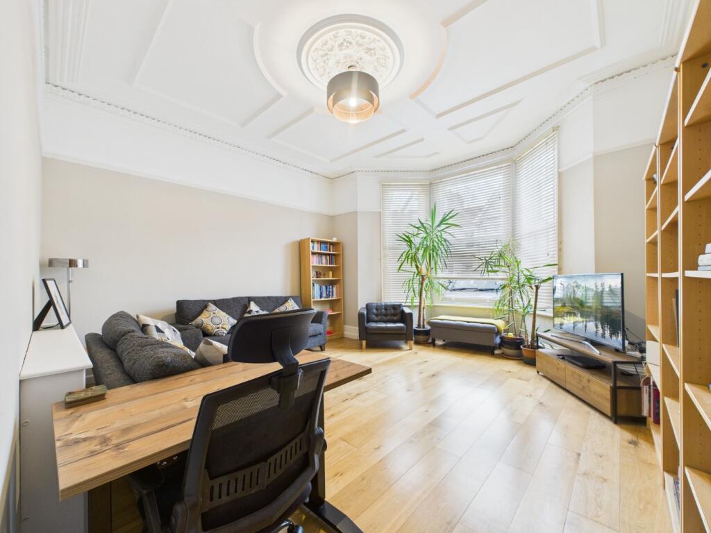 Main image of property: 32 Hammelton Road, Bromley, Kent, BR1