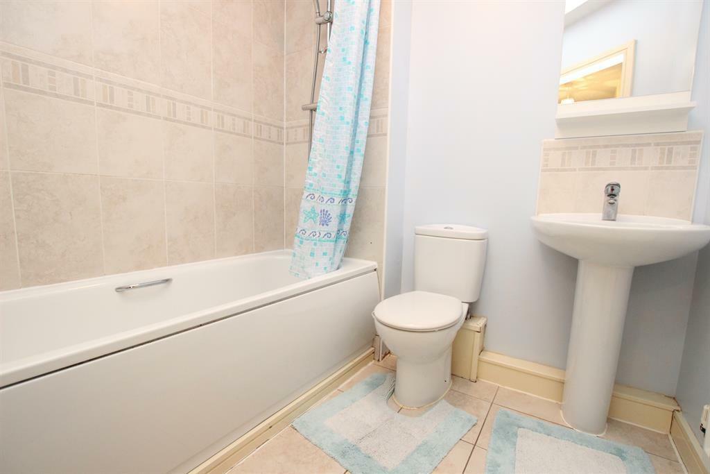 Additional property image - Ainsworth Close, Darwen, BB3 2UN
