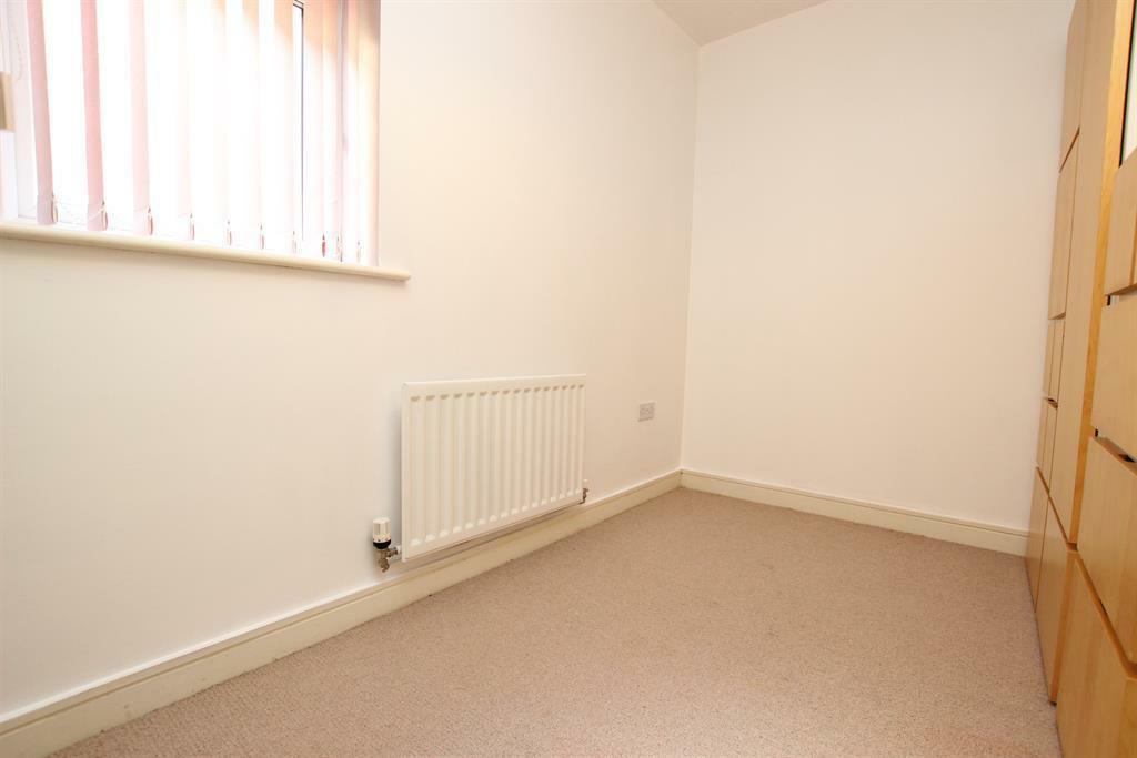 Additional property image - Ainsworth Close, Darwen, BB3 2UN