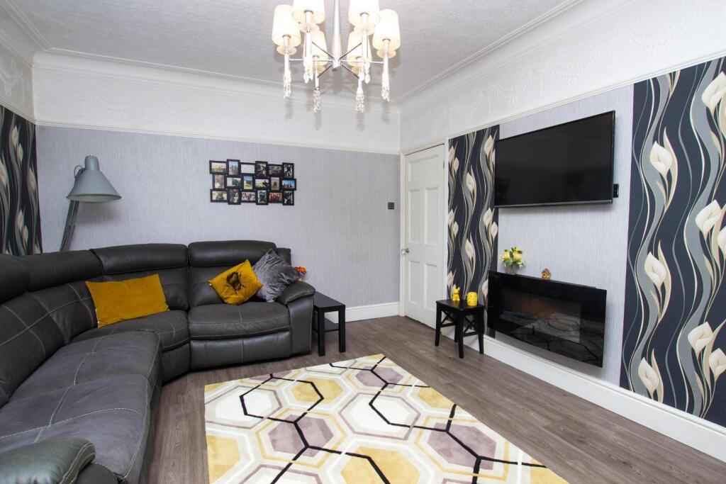 Additional property image - Avondale Road, Darwen