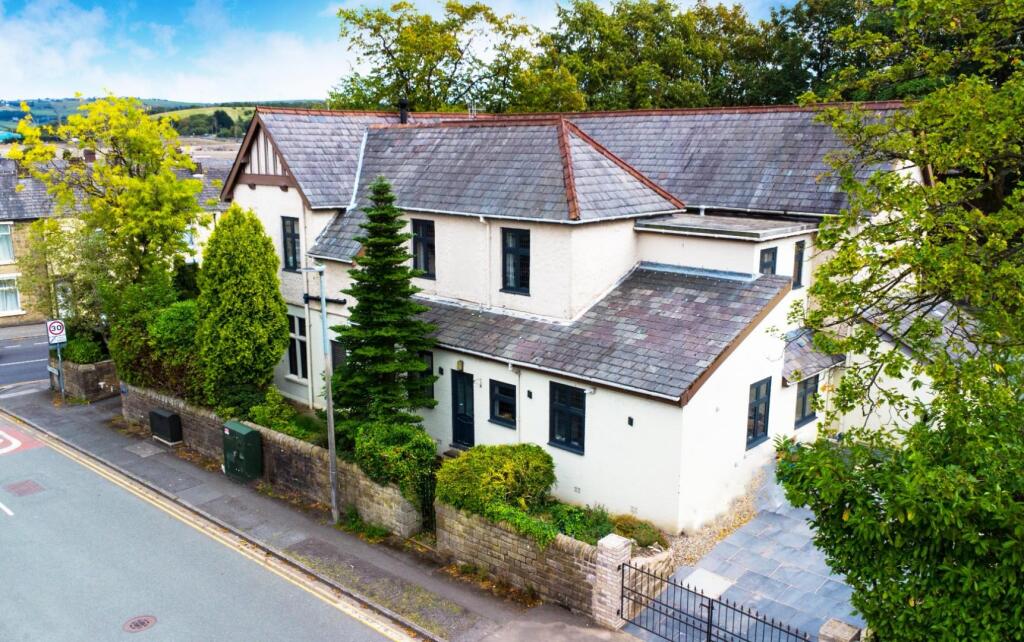 Main image of property: 'The Gables' St Albans Road