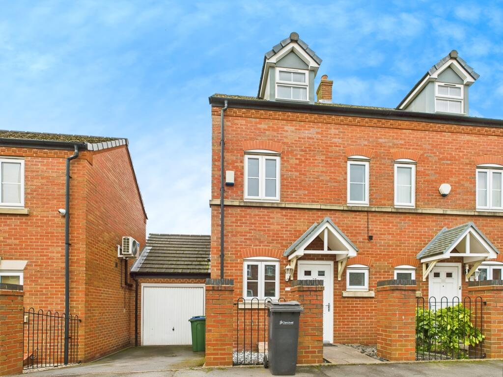 Main image of property: Crown Street, Smethwick, B66