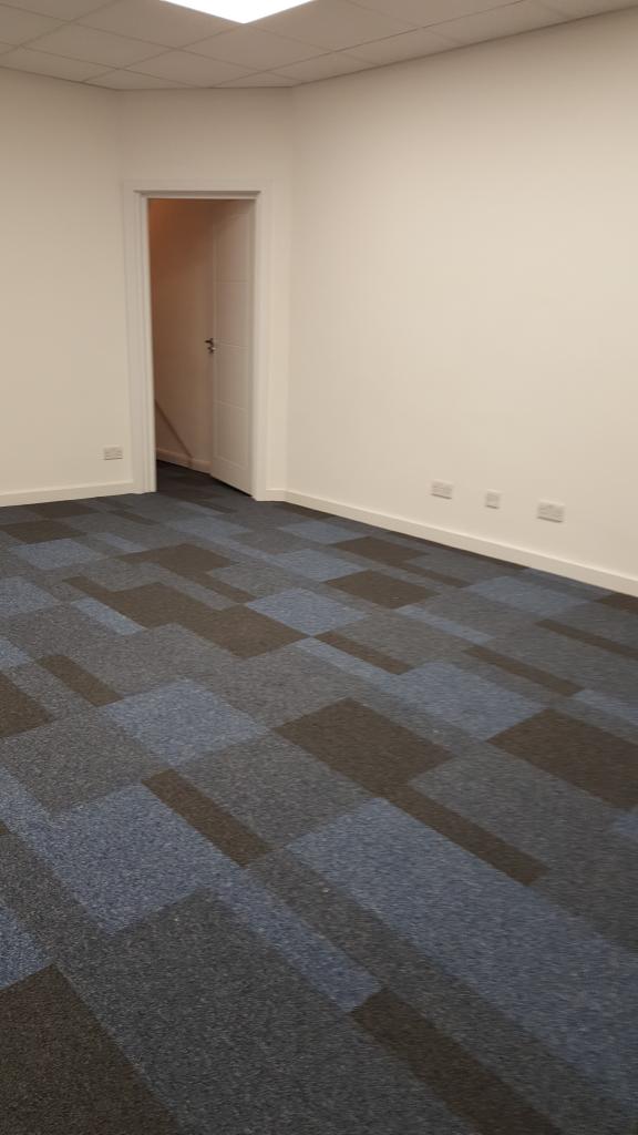 Office for rent in High Road, East Finchley, N2