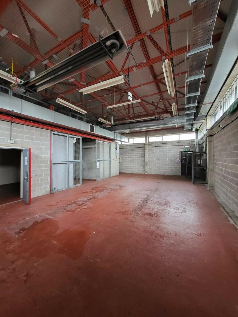 Commercial property for rent in Clayton Street, Avonmouth, Bristol, BS11