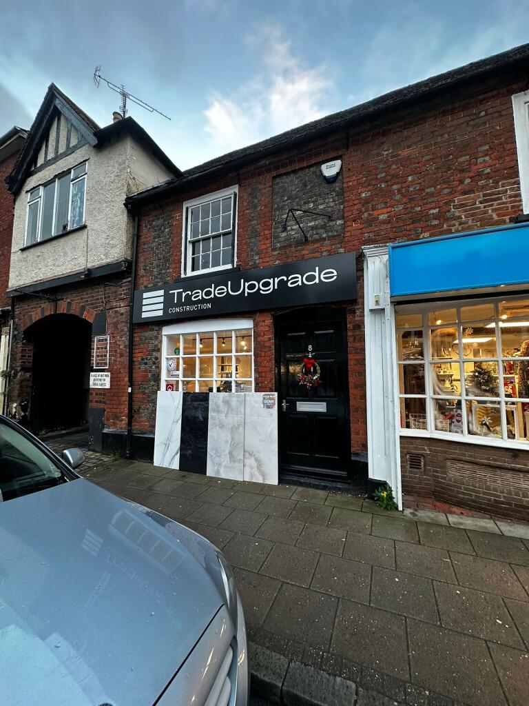 High street retail property for rent in North Street, Leighton Buzzard