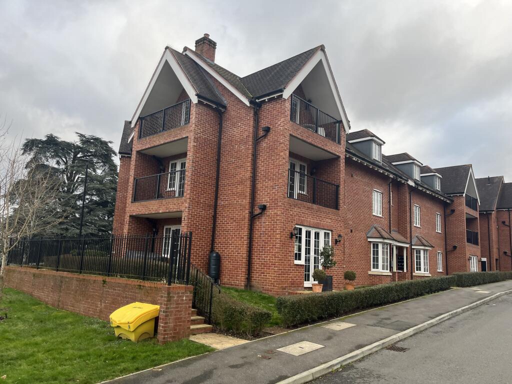 Main image of property: Grange Road, Chalfont St. Peter, Gerrards Cross, SL9