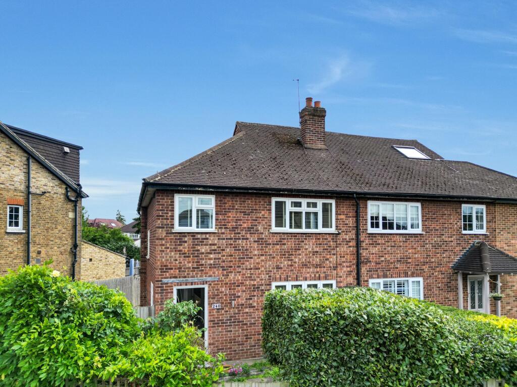 Main image of property: Walton Road, East Molesey, KT8