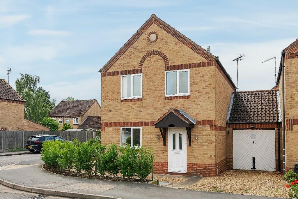 3 bedroom semidetached house for sale in Sandpit Road, PE6