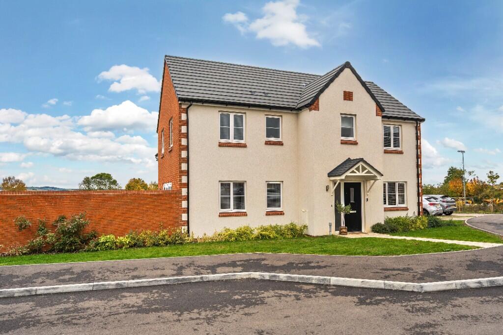 Main image of property: Recreation Avenue, SG16