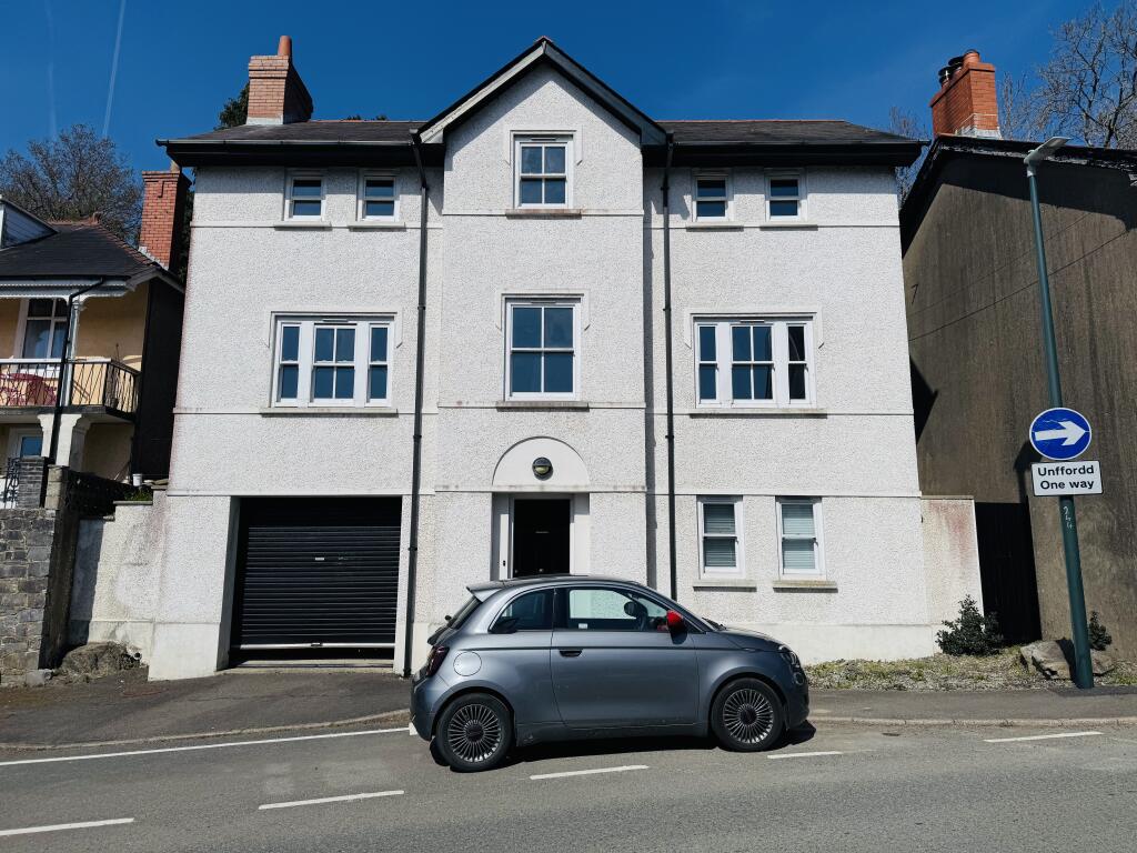 Main image of property: Wind Street