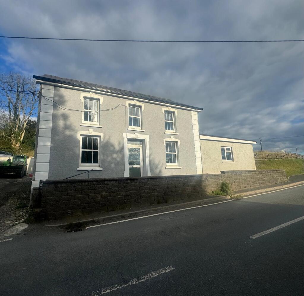 Main image of property: Cribyn