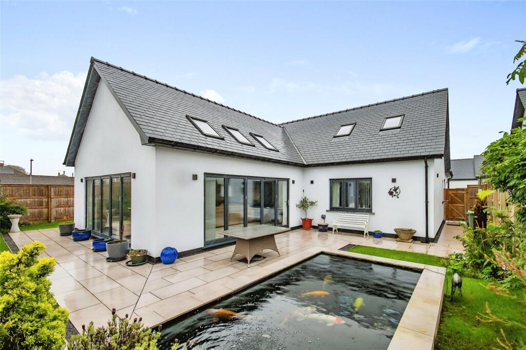 Main image of property: Pludds Meadow, Laugharne