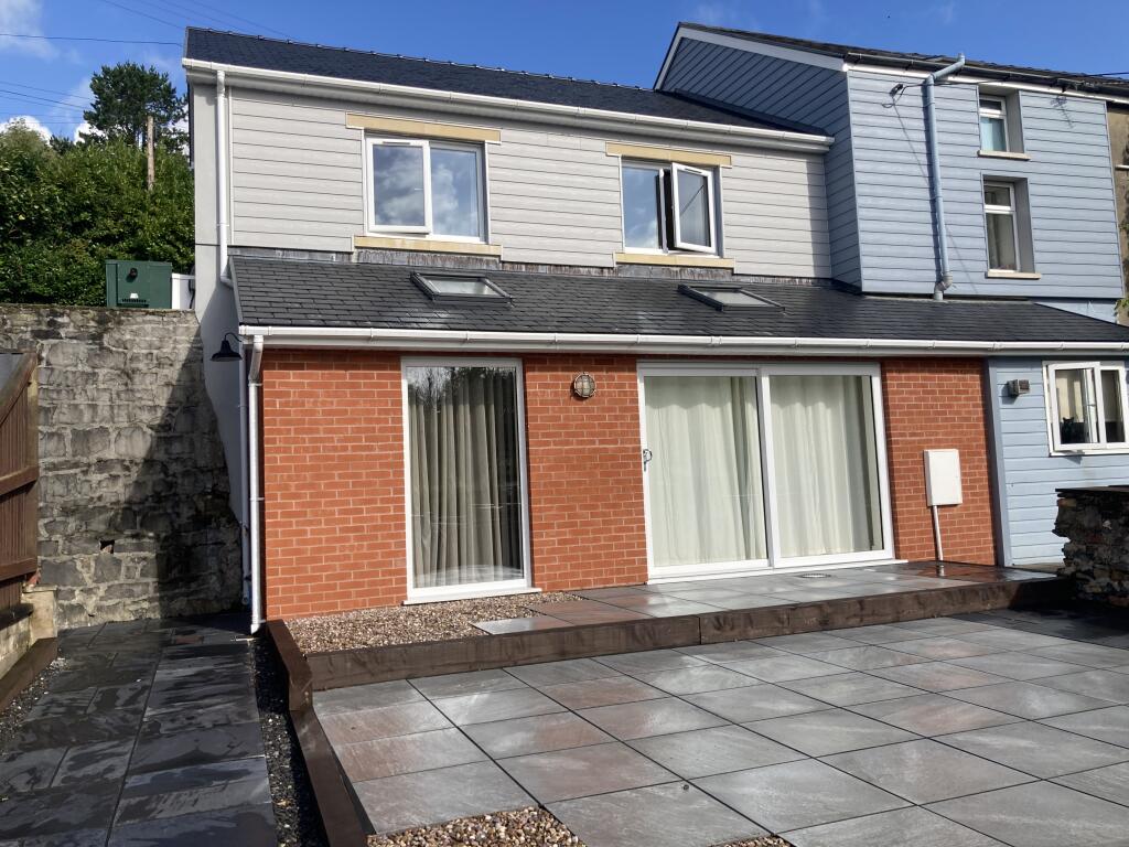 Main image of property: Nantgaredig