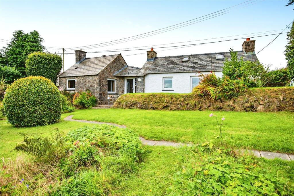 Main image of property: Panteg Cross, Llandysul