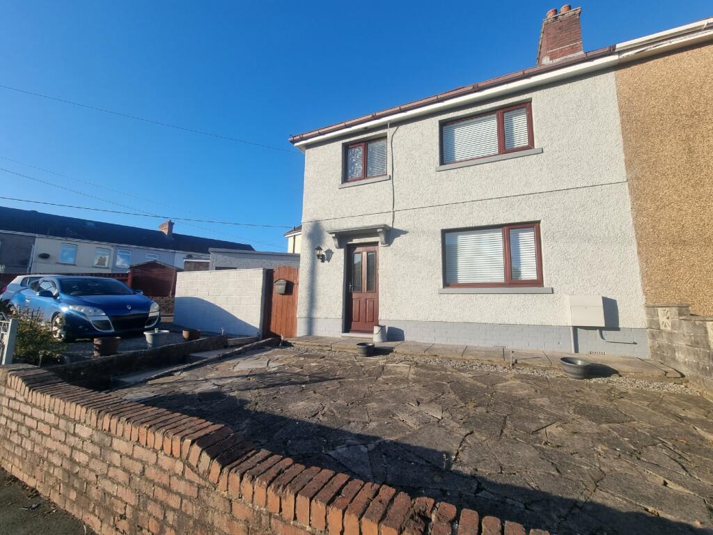 Main image of property: Thomas Avenue, Ponthenry, Llanelli
