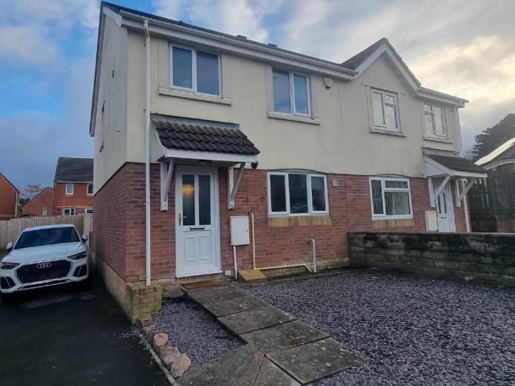 Main image of property: Hendre Road, Llangennech, Llanelli, Carmarthenshire
