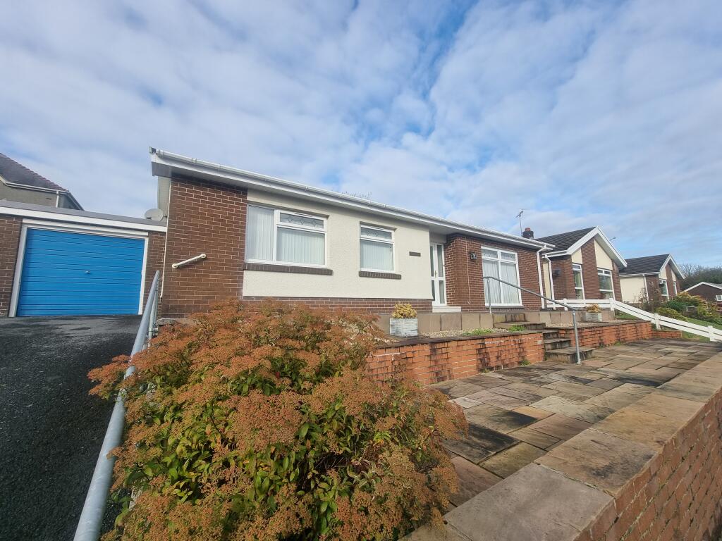 Main image of property: Clos Yr Hendre, Capel Hendre, Ammanford, Carmarthenshire