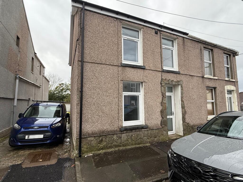 Main image of property: Oakfield Street, Pontarddulais, Swansea