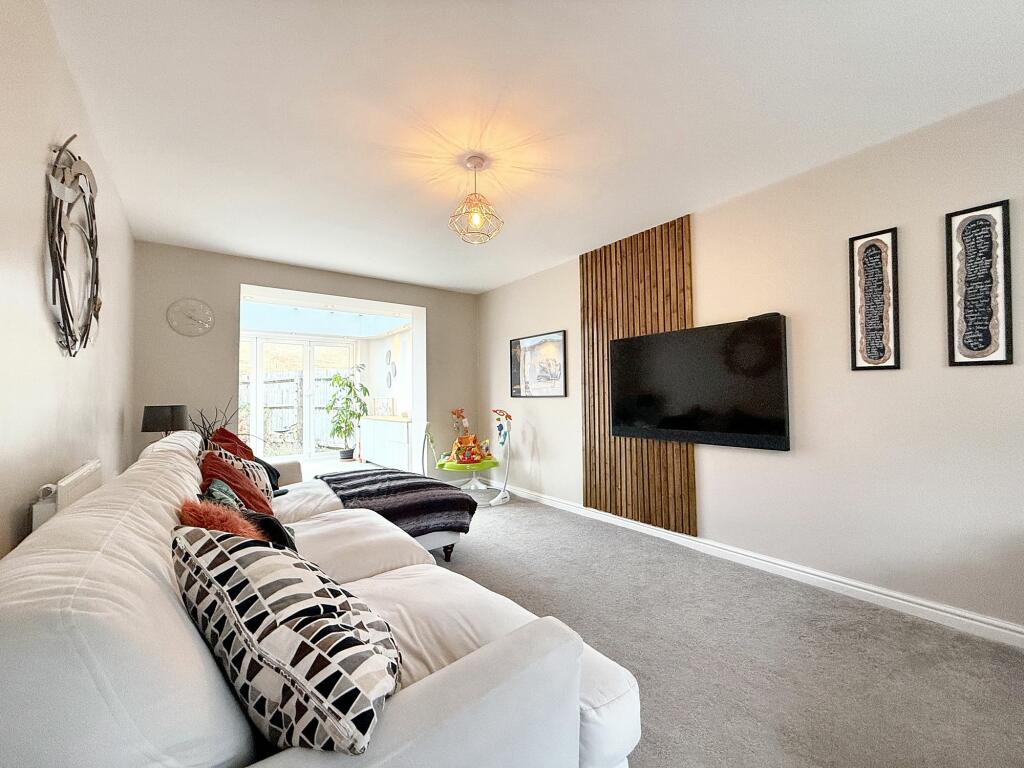 Additional property image - Ymyl Yr Afon, Hawthorn, CF37