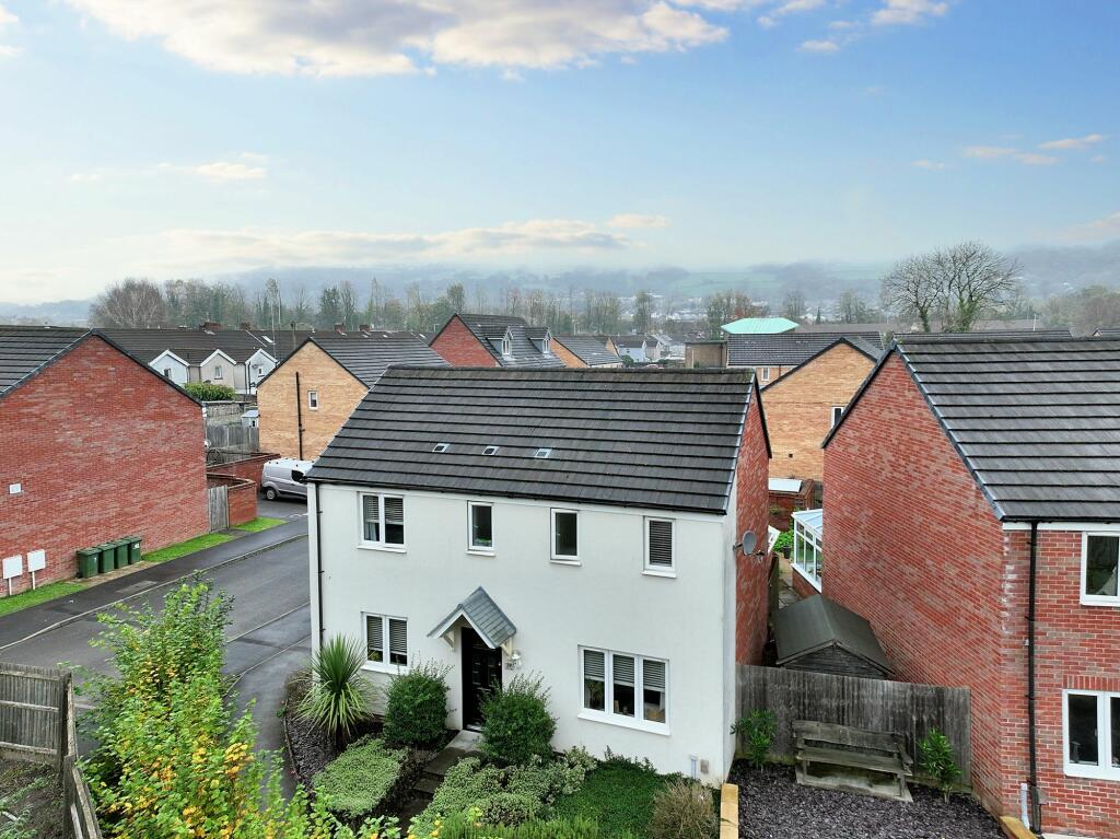 Additional property image - Ymyl Yr Afon, Hawthorn, CF37