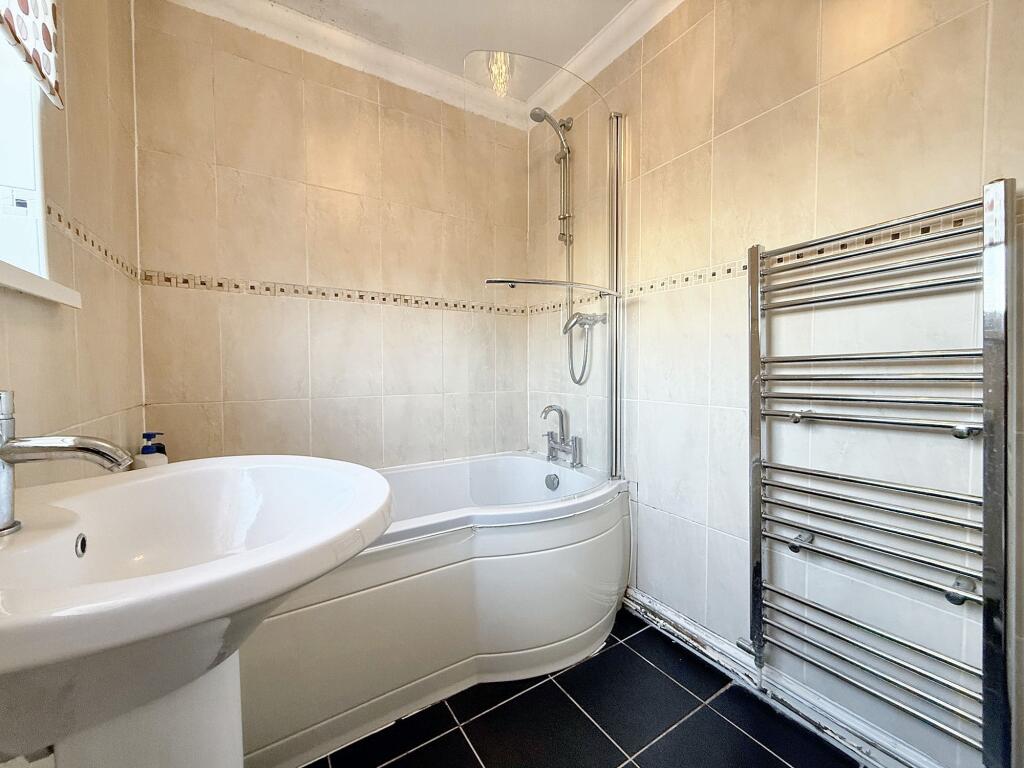Additional property image - Oxford Street, Gelligaer, CF82