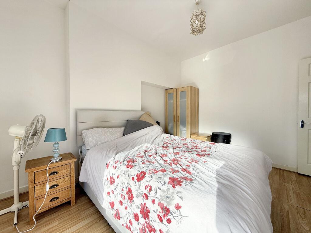 Additional property image - Oxford Street, Gelligaer, CF82