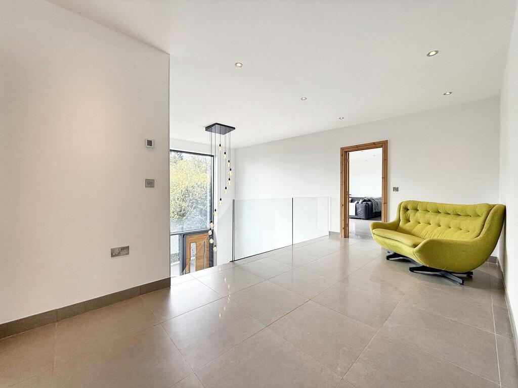 Additional property image - Sunny Bank Terrace, Machen, CF83