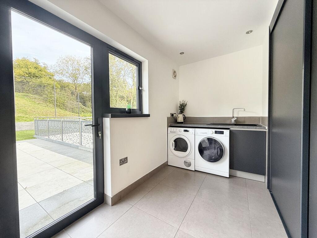 Additional property image - Sunny Bank Terrace, Machen, CF83