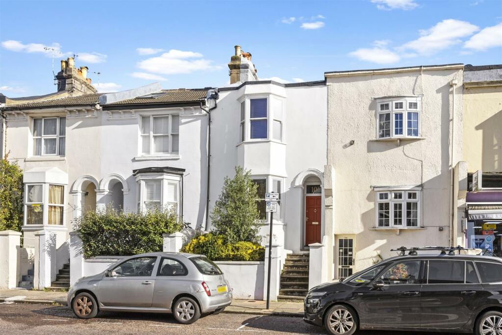 2 bedroom terraced house for sale in Ditchling Road, Brighton, BN1