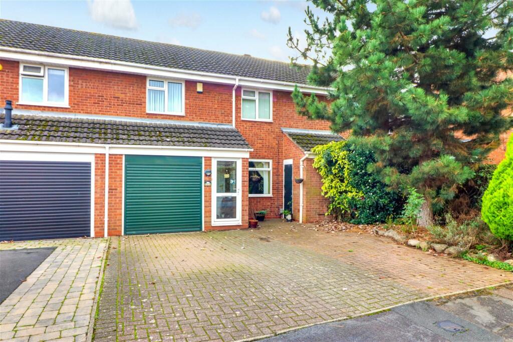 3 bedroom terraced house for sale in Burton Old Road East, Boley Park