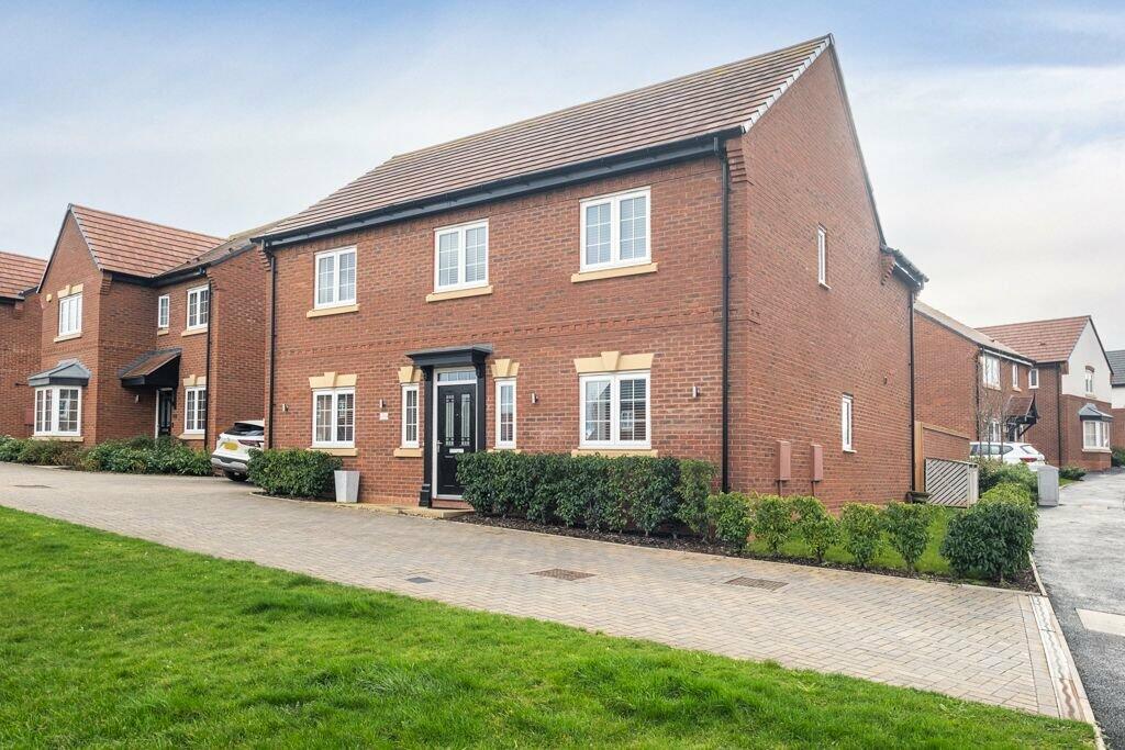 4 bedroom detached house for sale in Harrier Road, Streethay, Lichfield