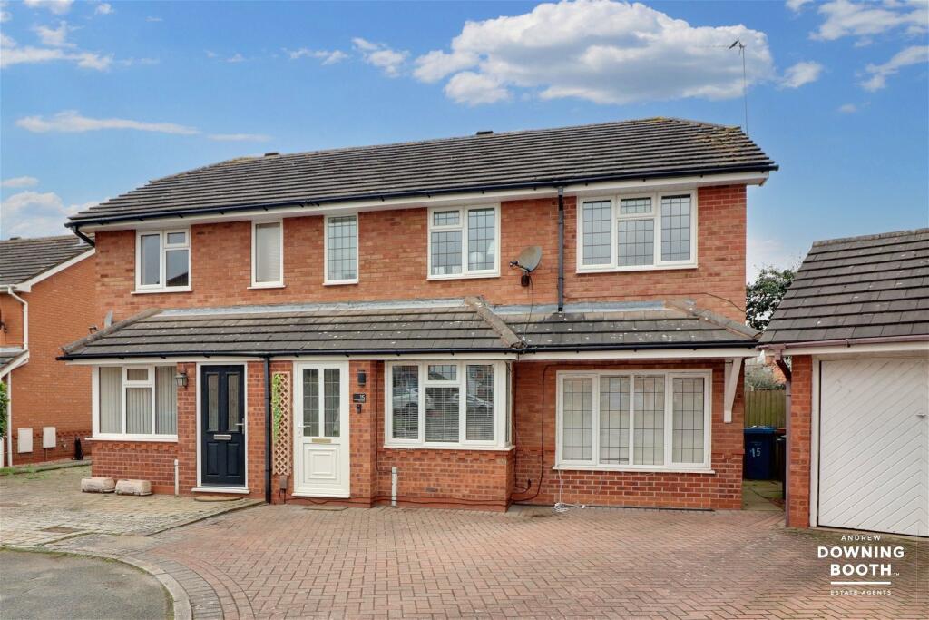 3 bedroom semidetached house for sale in Flinn Close, Boley Park
