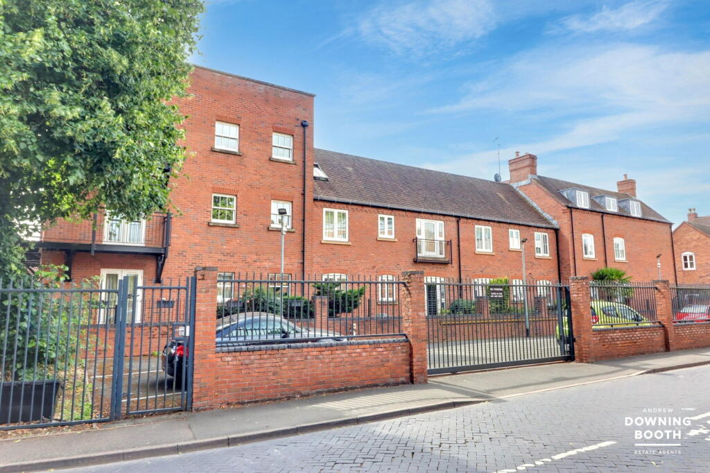 Main image of property: RETIREMENT APARTMENT OVERLOOKING LICHFIELD CATHEDRAL - Minster Court, Bird Street, Lichfield