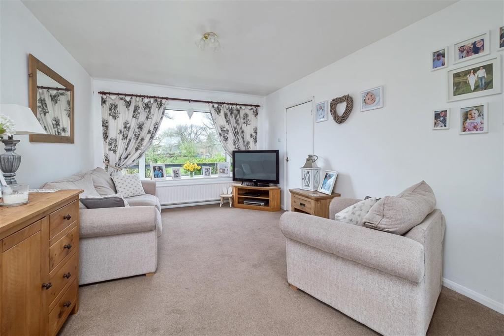 4 bedroom detached house for sale in The Avenue, Tarporley, CW6