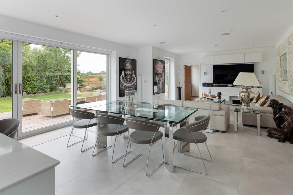 5 bedroom detached house for sale in Huxley Lane, Tiverton, Tarporley, CW6