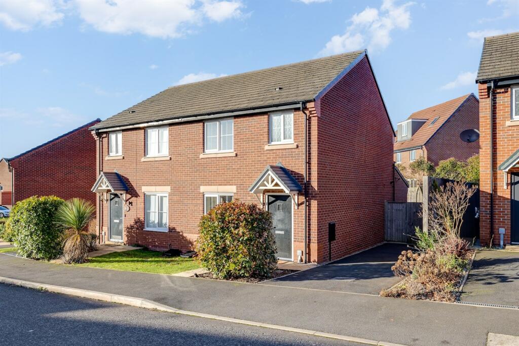 3 bedroom semidetached house for sale in Firecrest Way, Kelsall