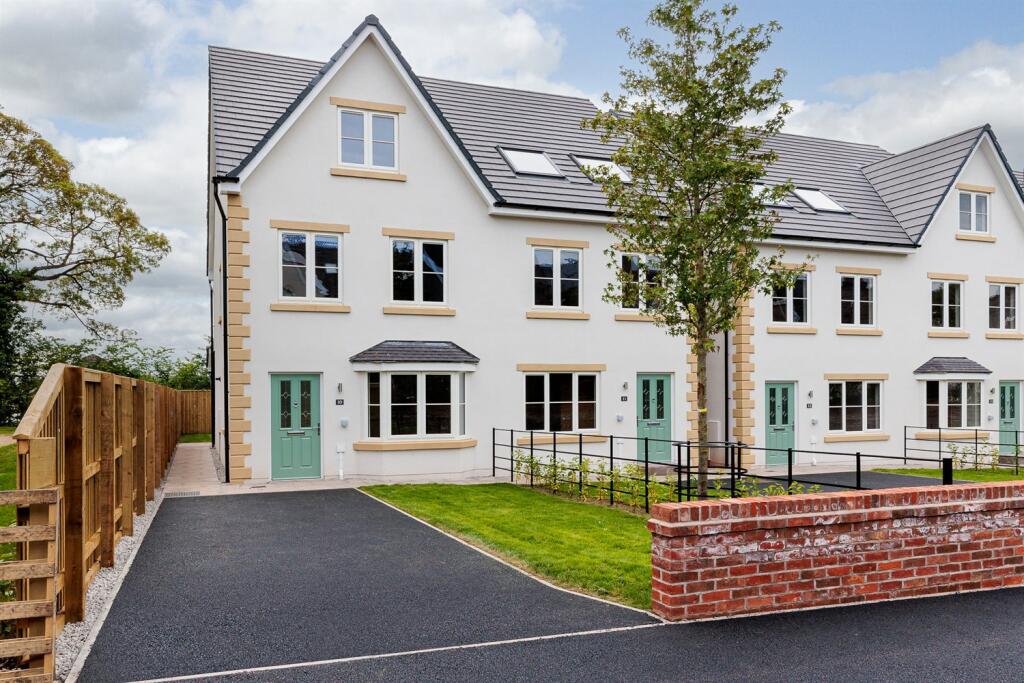 4 bedroom semidetached house for sale in Plot 1, Dyar Terrace